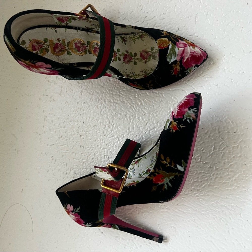 Gucci Black Floral Heels with hot pink